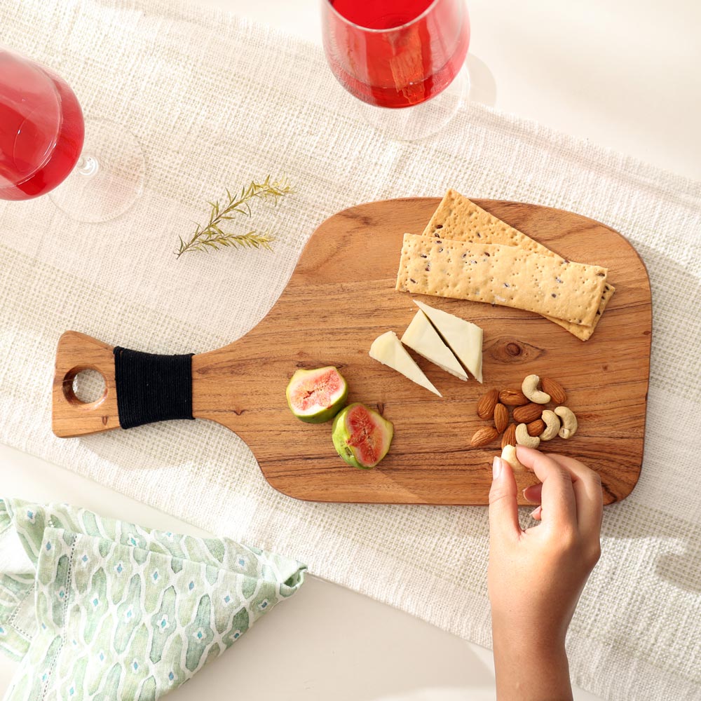 Acacia Wood Paddle Chopping Board - Natural Black - Image 5