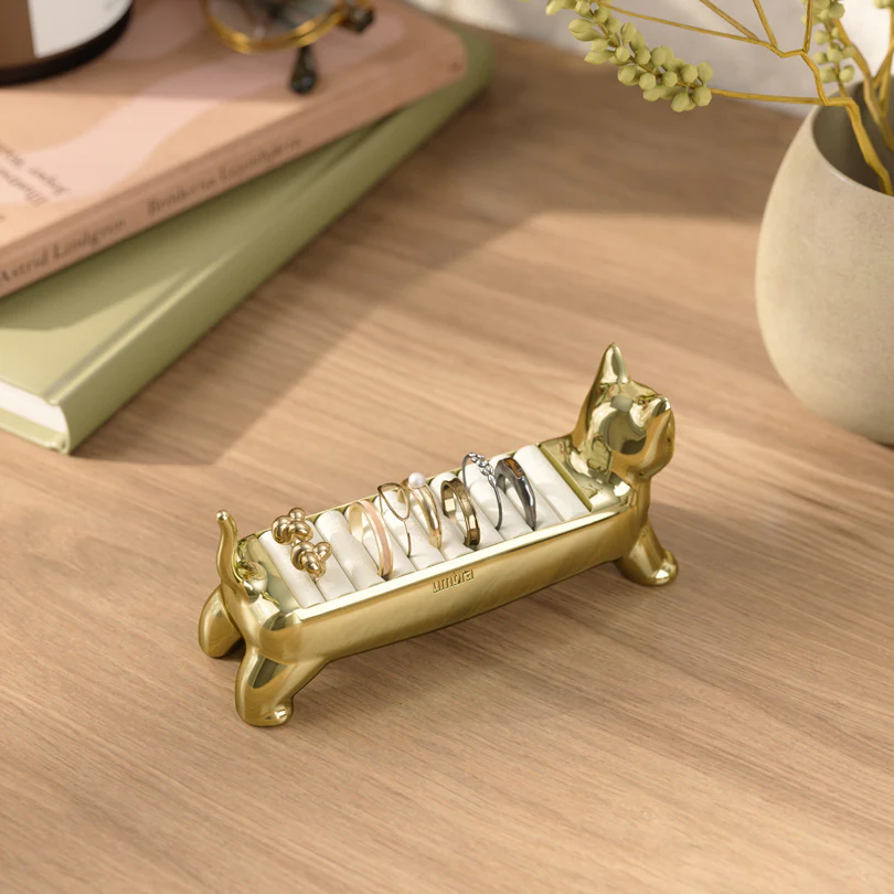 Ali Cat Ring Holder - Brass - Image 3