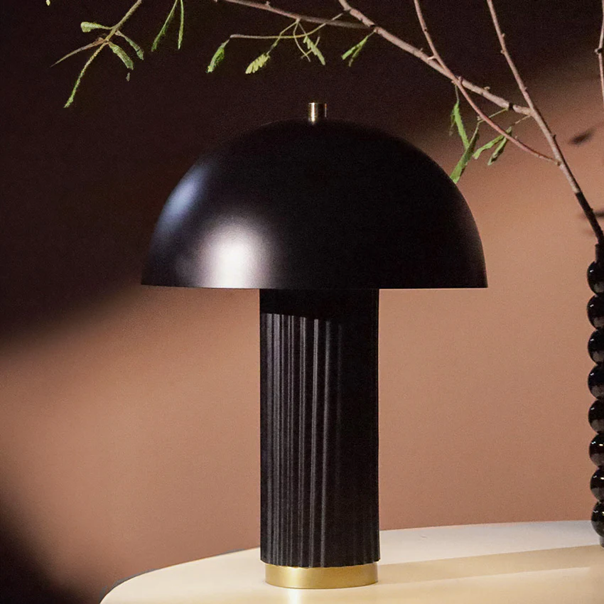 Amden Ribbed Table Lamp Large - Black Gold - Image 5