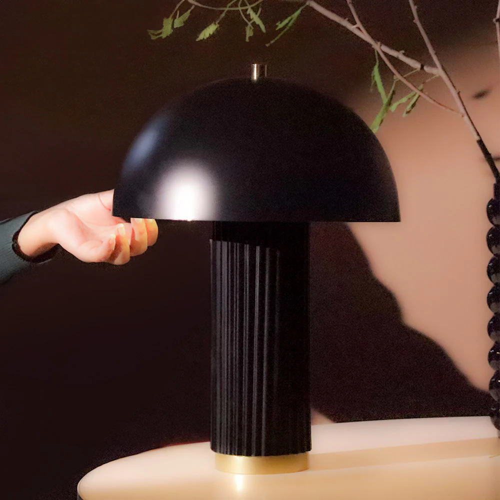 Amden Ribbed Table Lamp Large - Black Gold - Image 6