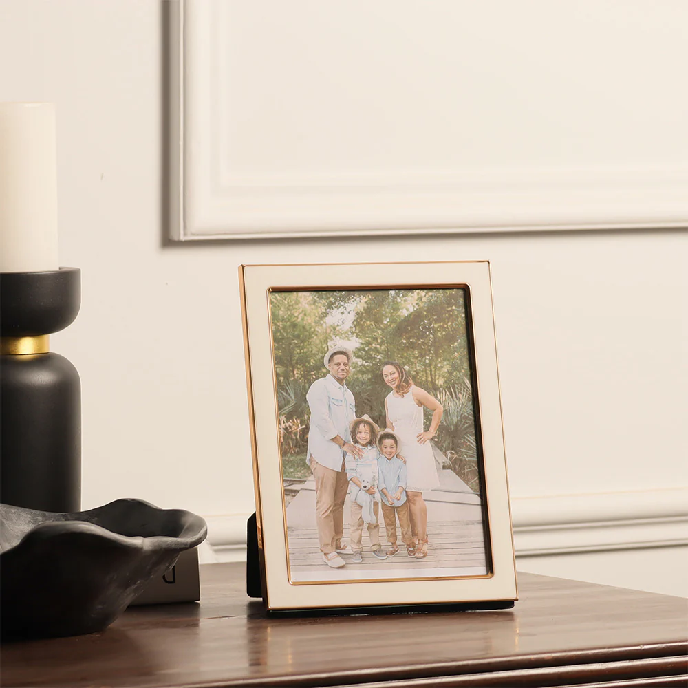 Andre Photo Frame Large - White Gold - Image 5