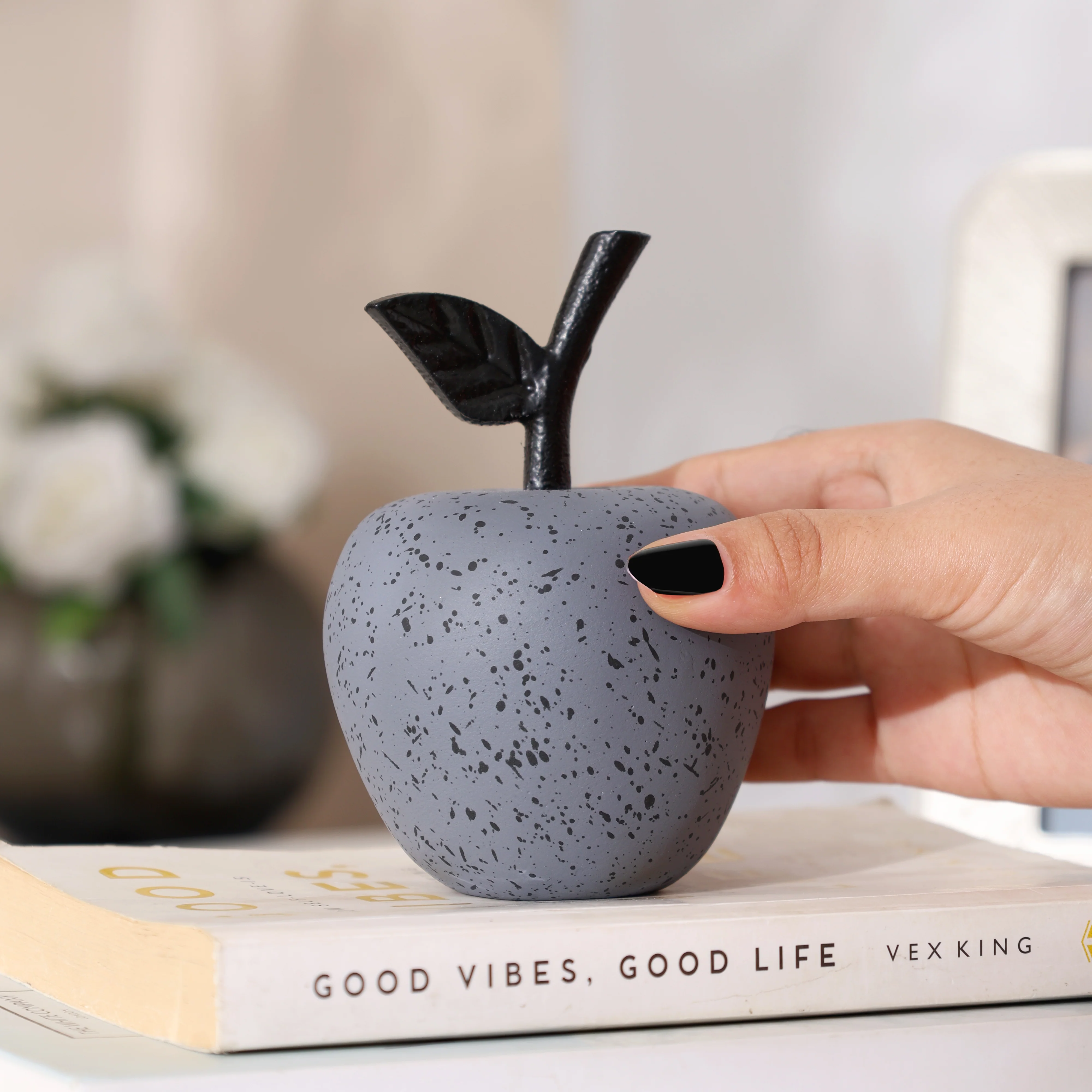 Apple Concrete Accent - Dark Grey - Image 2