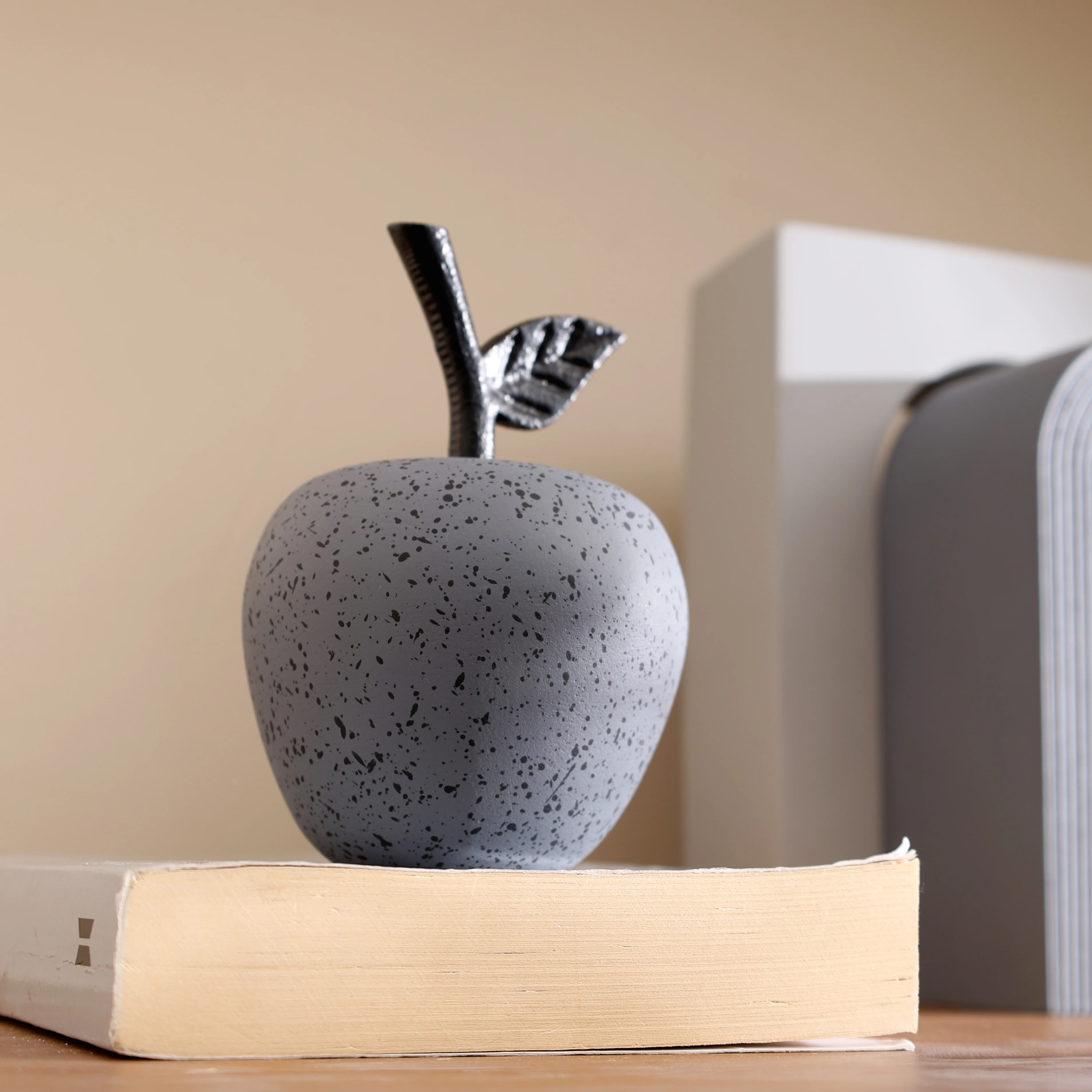 Apple Concrete Accent - Dark Grey - Image 6