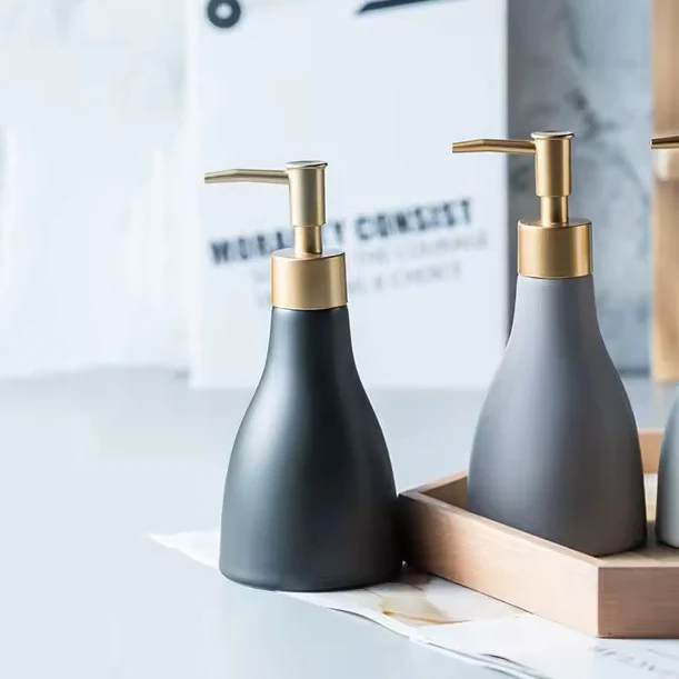 Arc Soap Dispenser - Black - Image 2