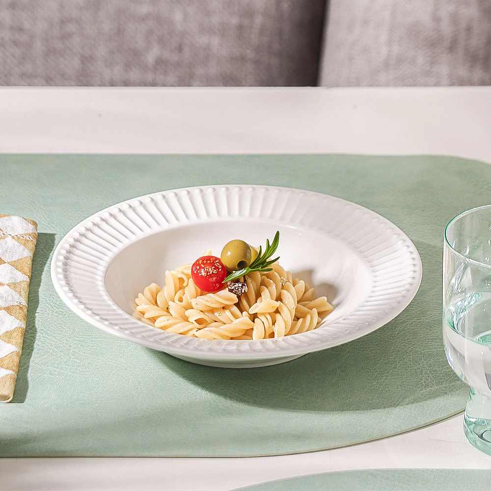 Aria Ceramic Pasta Plate - White - Image 4