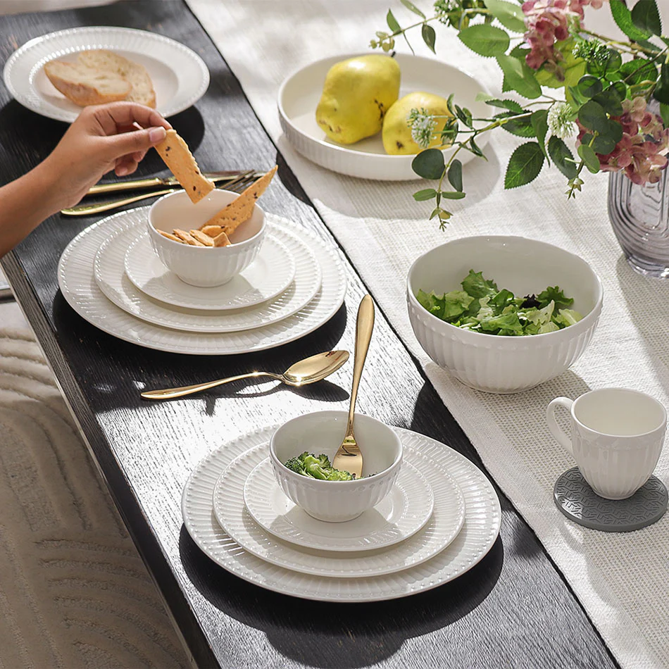 Aria Ceramic Small Plate - White - Image 6