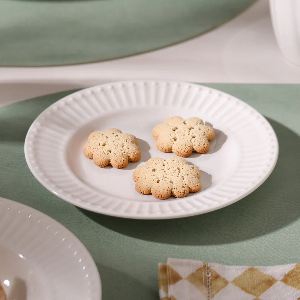 Aria Ceramic Small Plate - White - Image 4