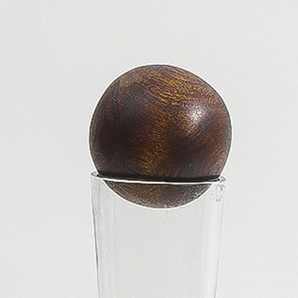 Arken Wine Decanter With Wooden Stopper 1800ml - Clear - Image 6