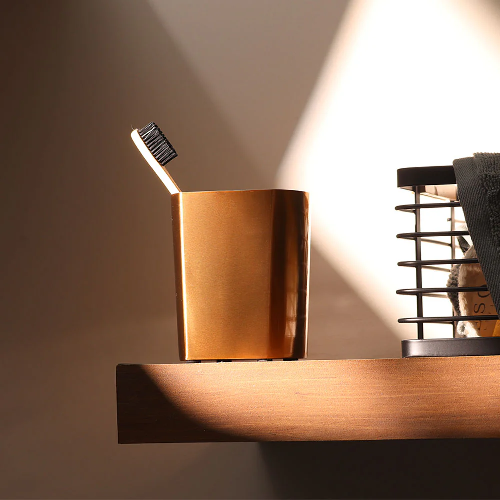 Arza Toothbrush Tumbler - Champagne Gold - Image 4