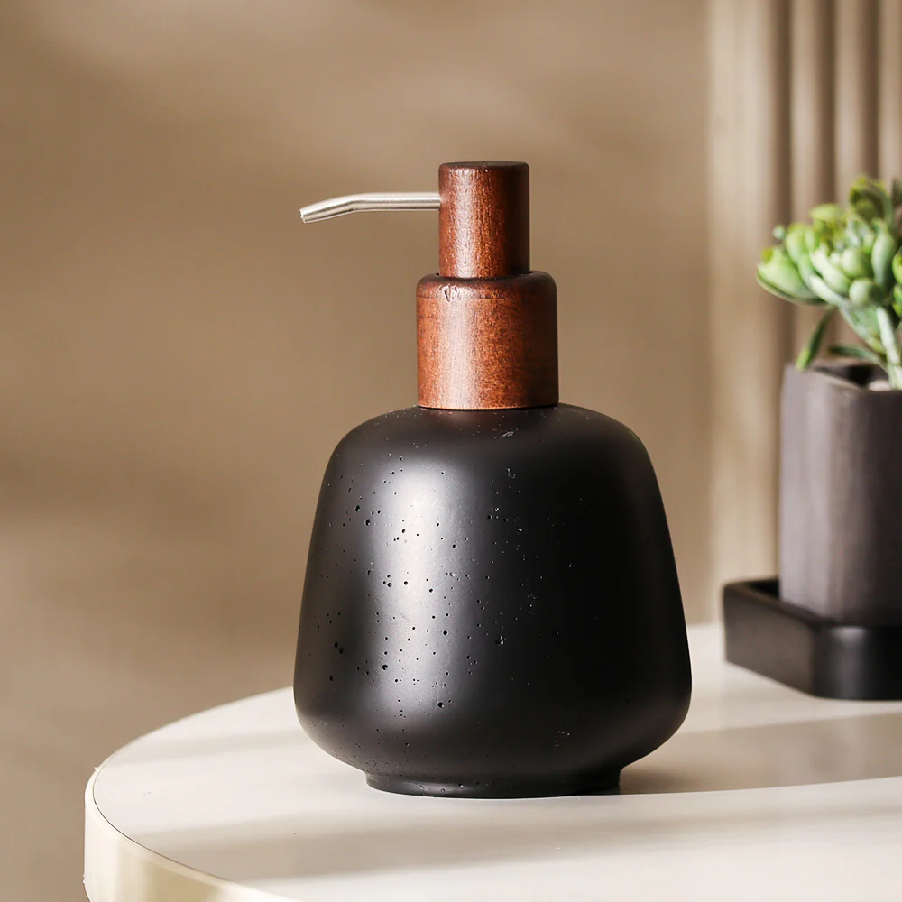 Asher Soap Dispenser - Black - Image 2