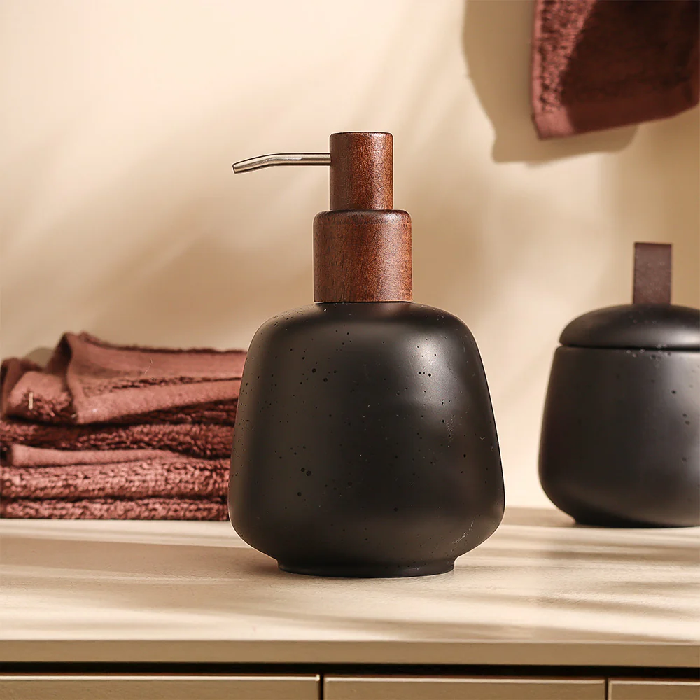 Asher Soap Dispenser - Black - Image 6