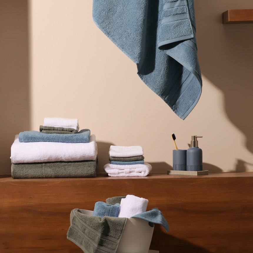 Atelier Egyptian Cotton Bath Towel - Blue - Image 5