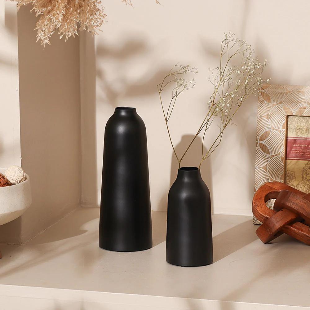 Aurora Metal Vase Medium - Black - Image 4