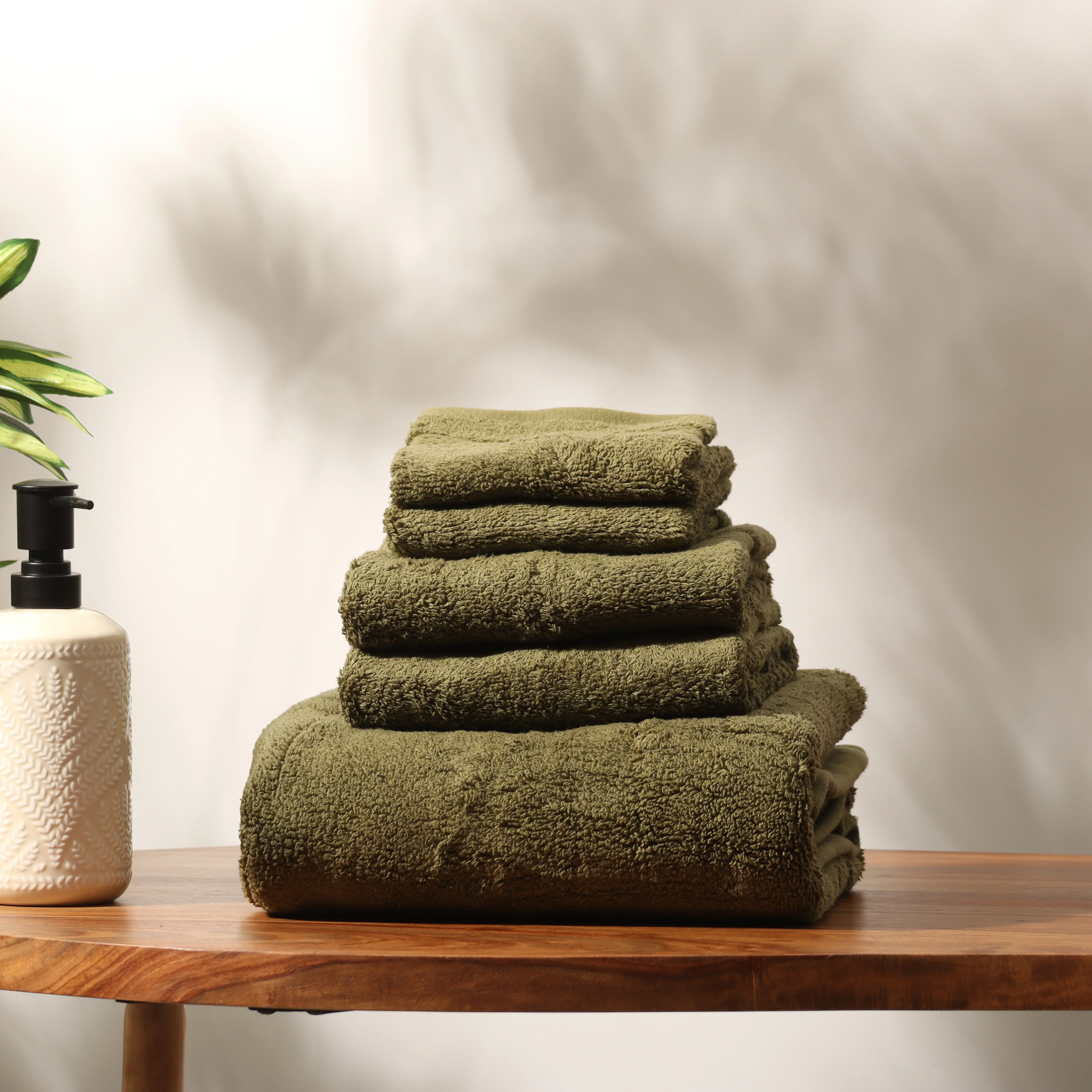 Avant Zero-Twist Cotton Hand Towels, Set of 2 - Pine Green - Image 2