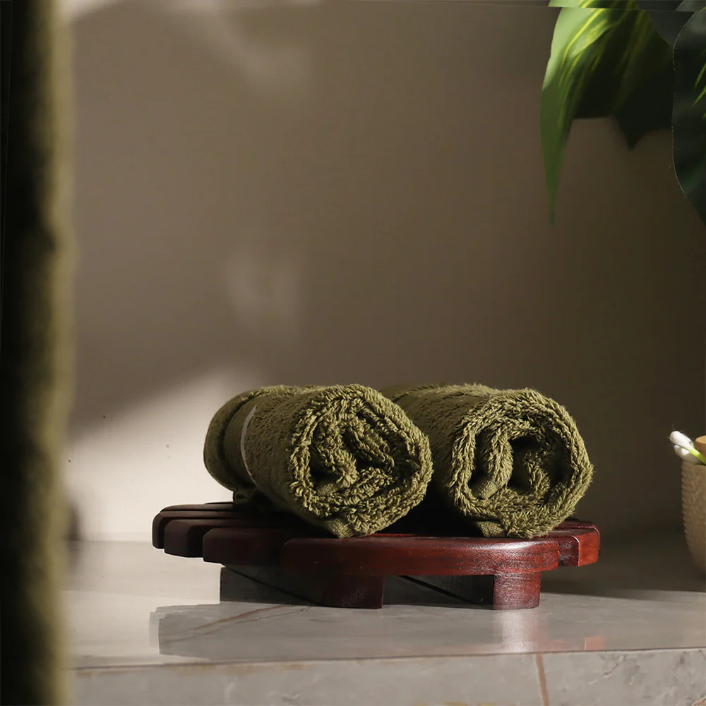 Avant Zero-Twist Cotton Hand Towels, Set of 2 - Pine Green - Image 3