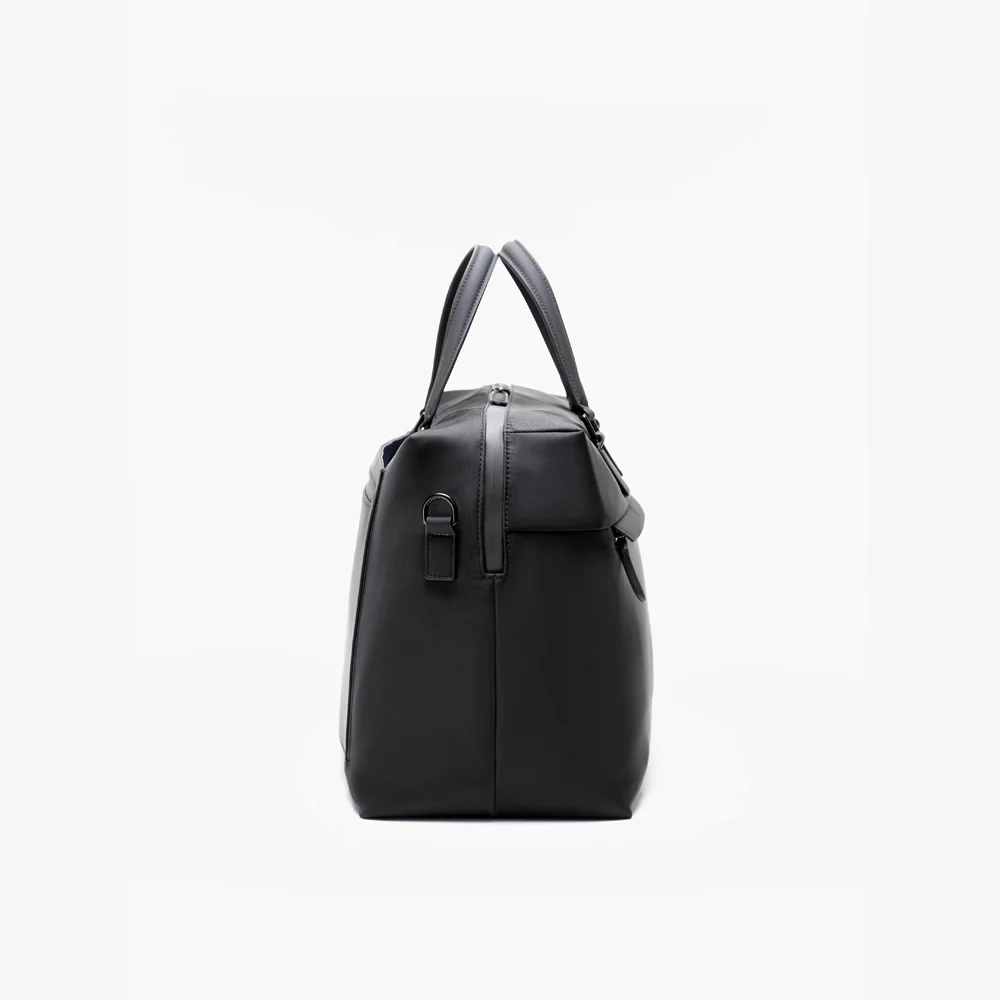Avenue Weekender Bag 24L - Black - Image 4
