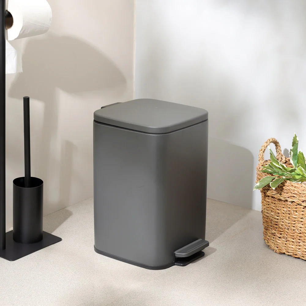 Beck Square Pedal Bin 13L - Dark Grey - Image 4