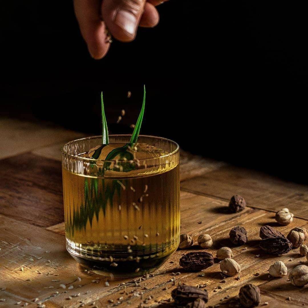 Big Top Whiskey Tumblers 320ml, Set of 4 - Image 4