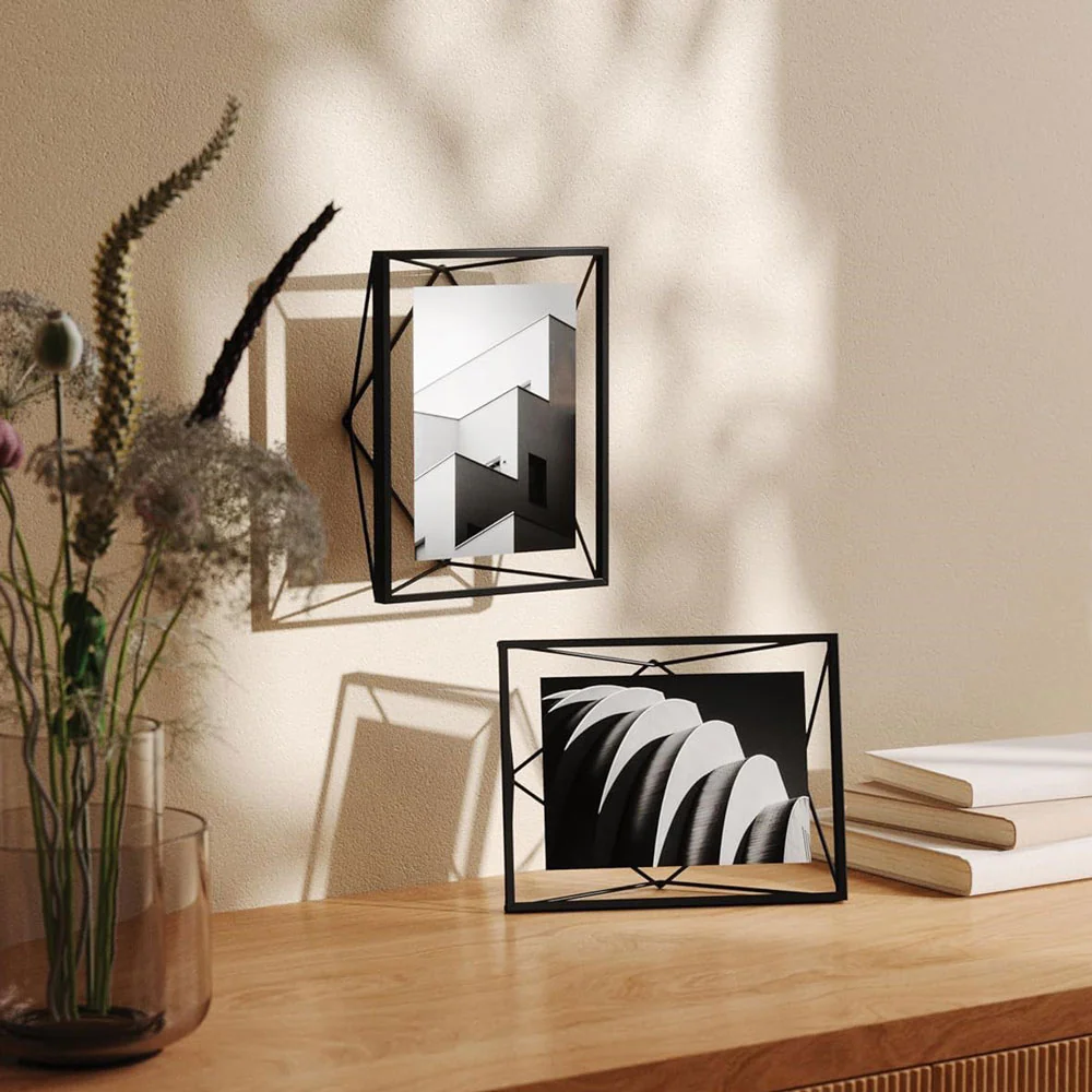 Prisma Photo Frame Medium - Black - Image 3