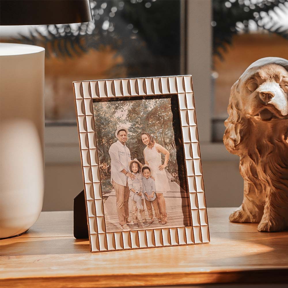 Blaine Photo Frame Large - White Gold - Image 3