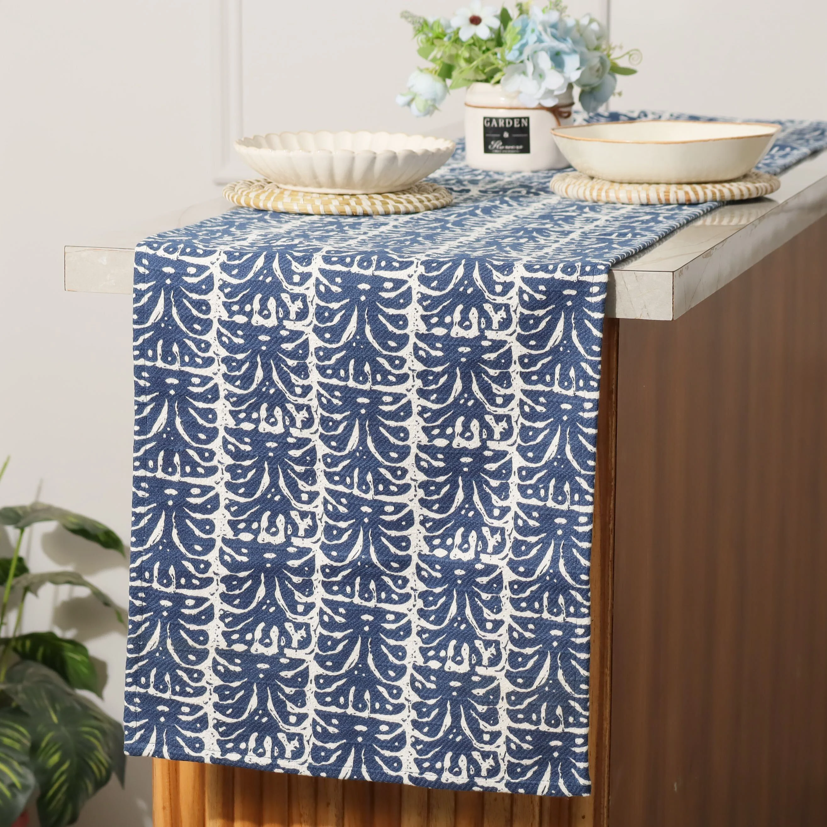 Botanical Table Runner - Navy White - Image 3