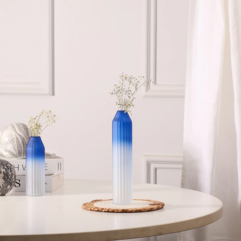 Botella Glass Vase Slim - Frosted Sapphire - Image 4