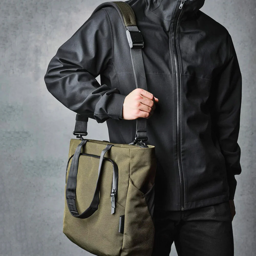 Bravo Tote Bag - Axoflux Army Green - Image 2
