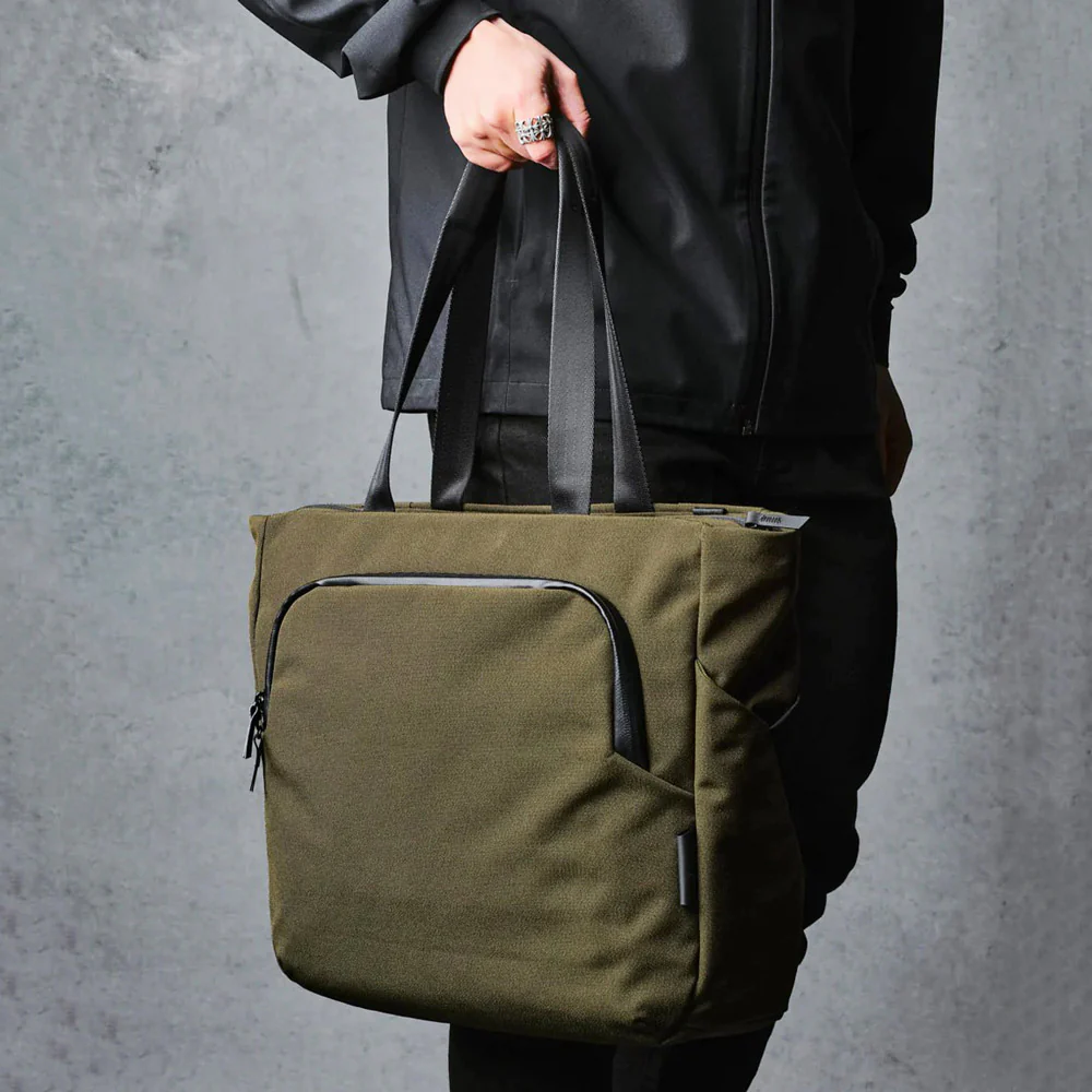 Bravo Tote Bag - Axoflux Army Green - Image 4