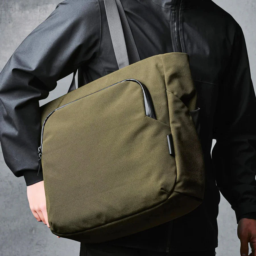 Bravo Tote Bag - Axoflux Army Green - Image 8