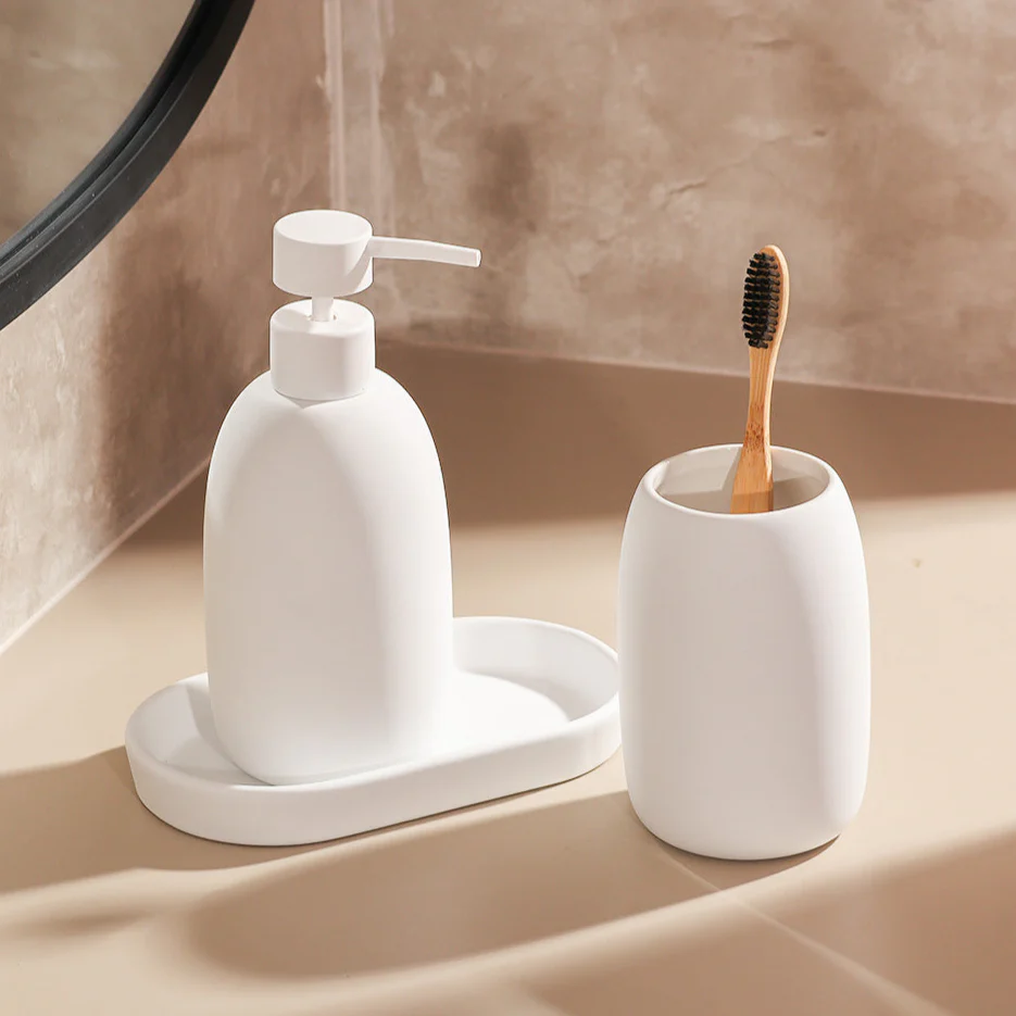 Brio 3-piece Bathroom Set - White - Image 3