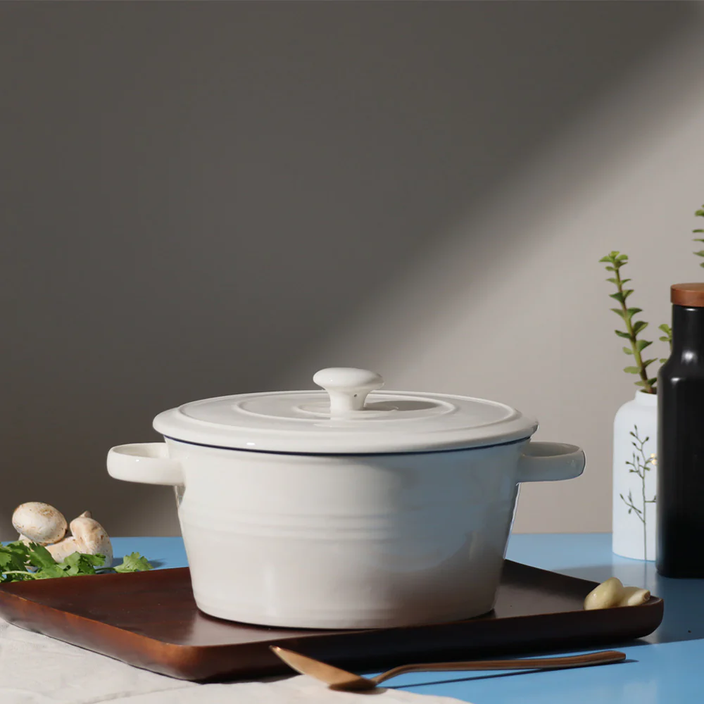 Ceramic Serving Pot With Lid Medium - White - Image 2