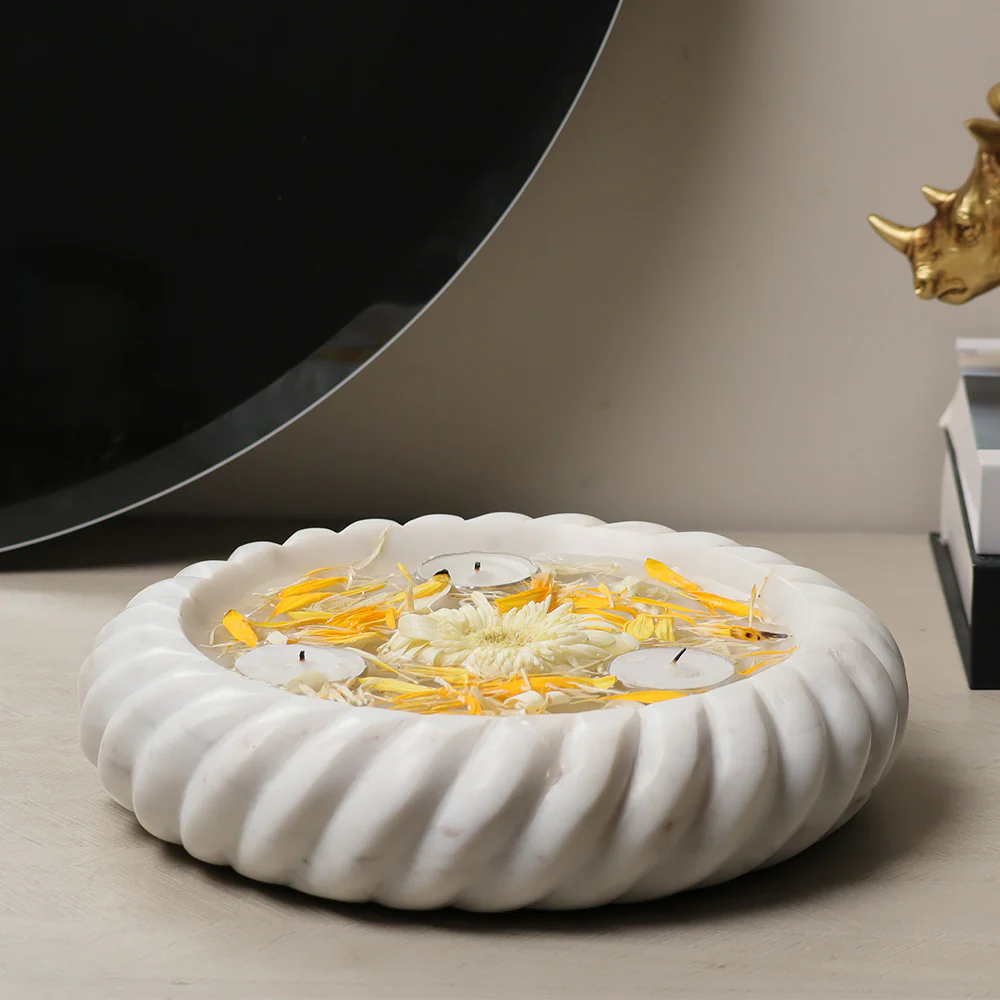 Ceres Round Marble Urli Medium - White - Image 2