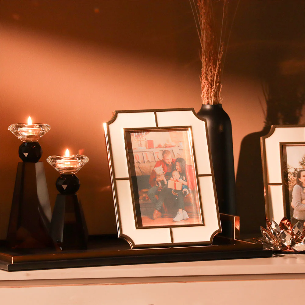 Chateau Photo Frame Large - White Gold - Image 2