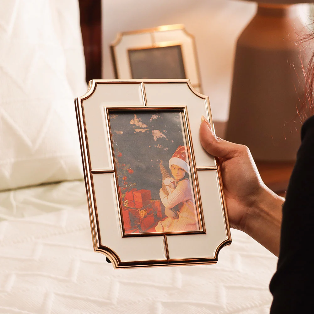 Chateau Photo Frame Medium - White Gold - Image 4