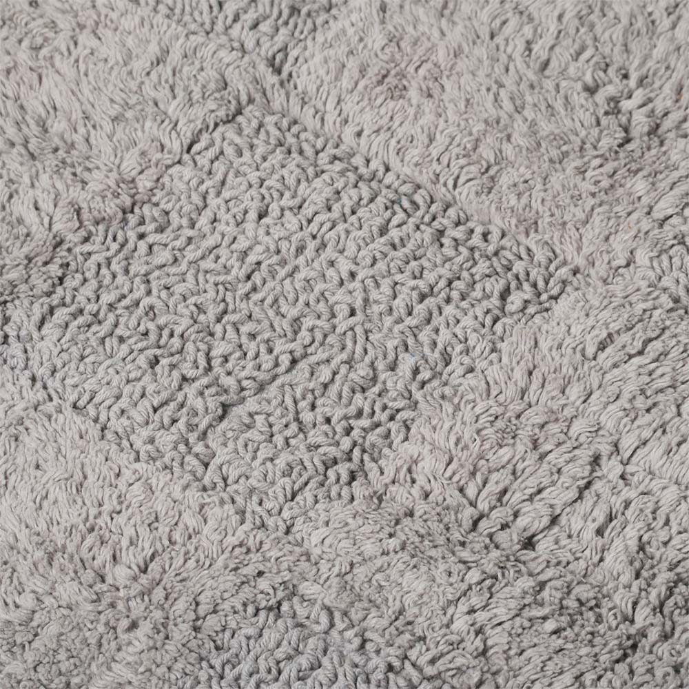 Checkered Reversible Tufted Bathmat - Light Grey - Image 3