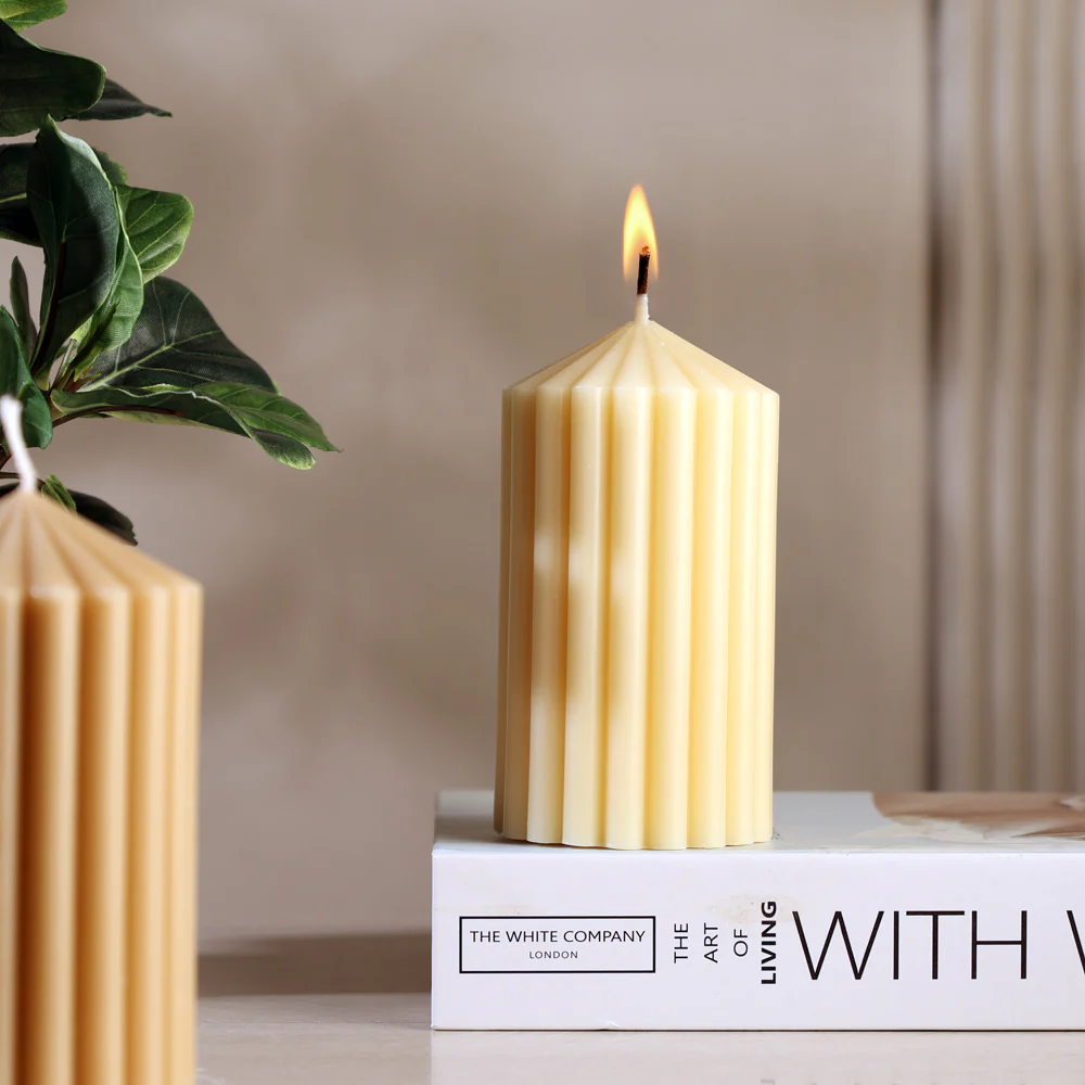 Cina Ribbed Tower Candle Medium - Cream - Image 4