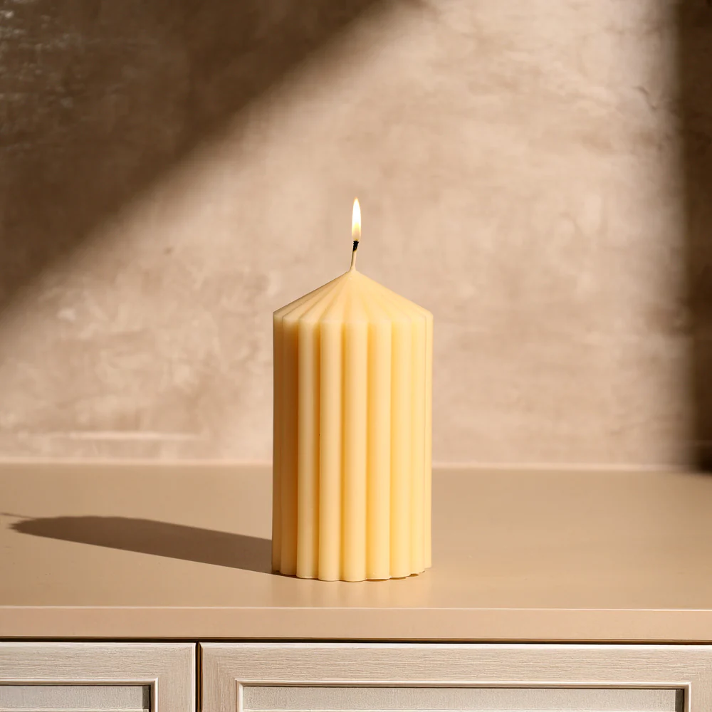 Cina Ribbed Tower Candle Medium - Cream - Image 5