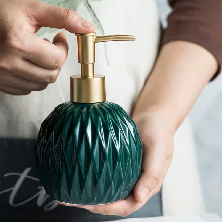 Circ Soap Dispenser - Green - Image 2