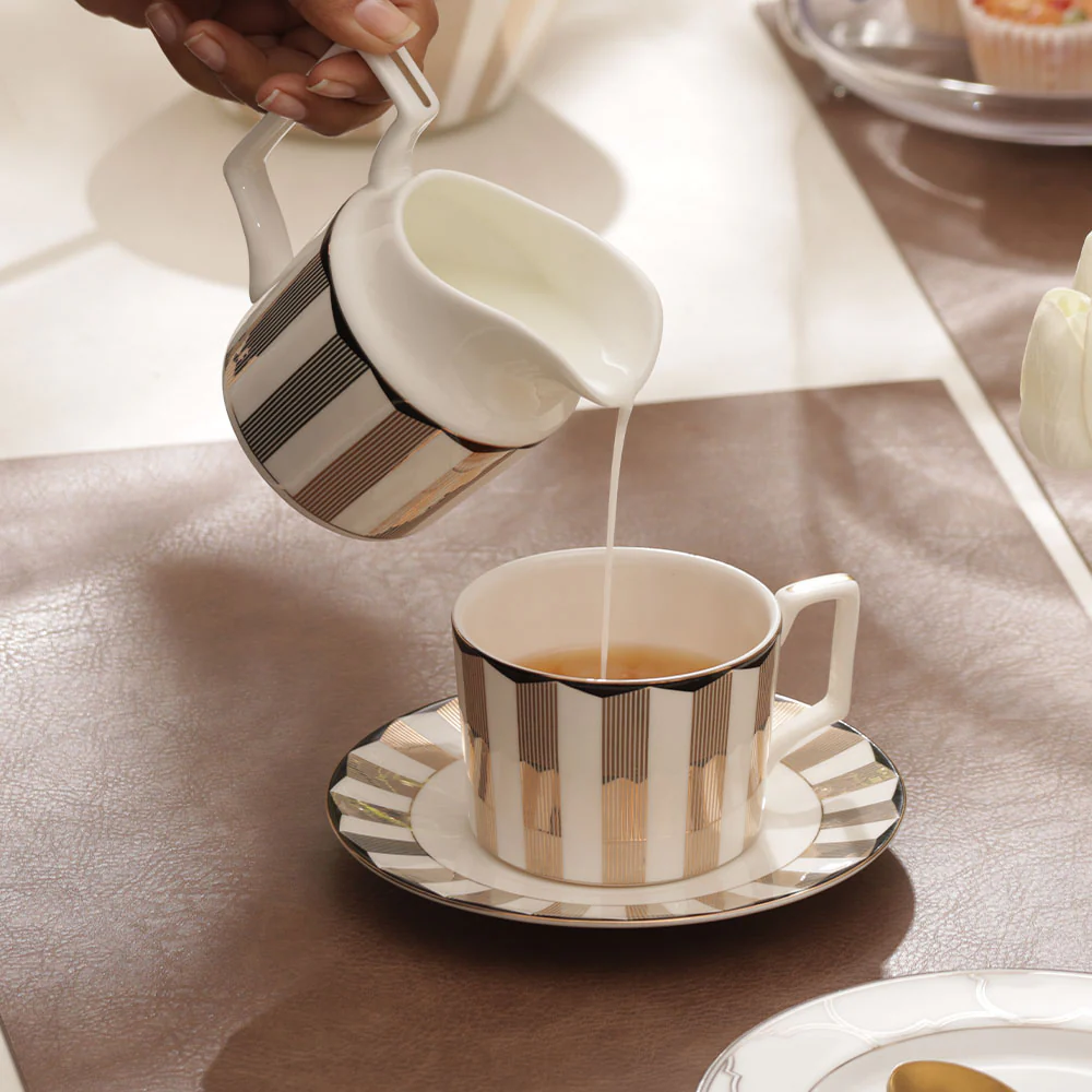 Cirque Milk Jug - White Gold - Image 6