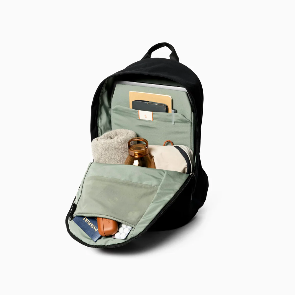 Classic Backpack Third Edition 20L - Black - Image 3