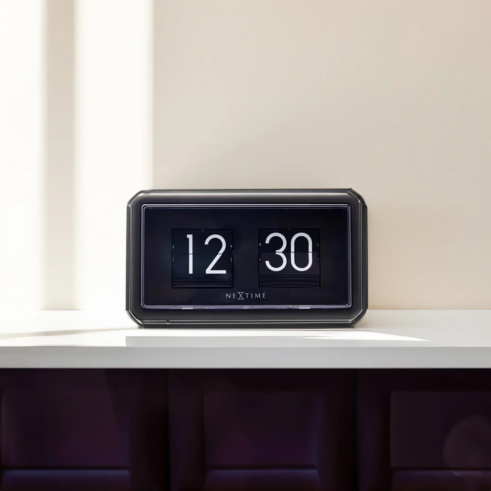 Classic Flip Clock - Black - Image 6