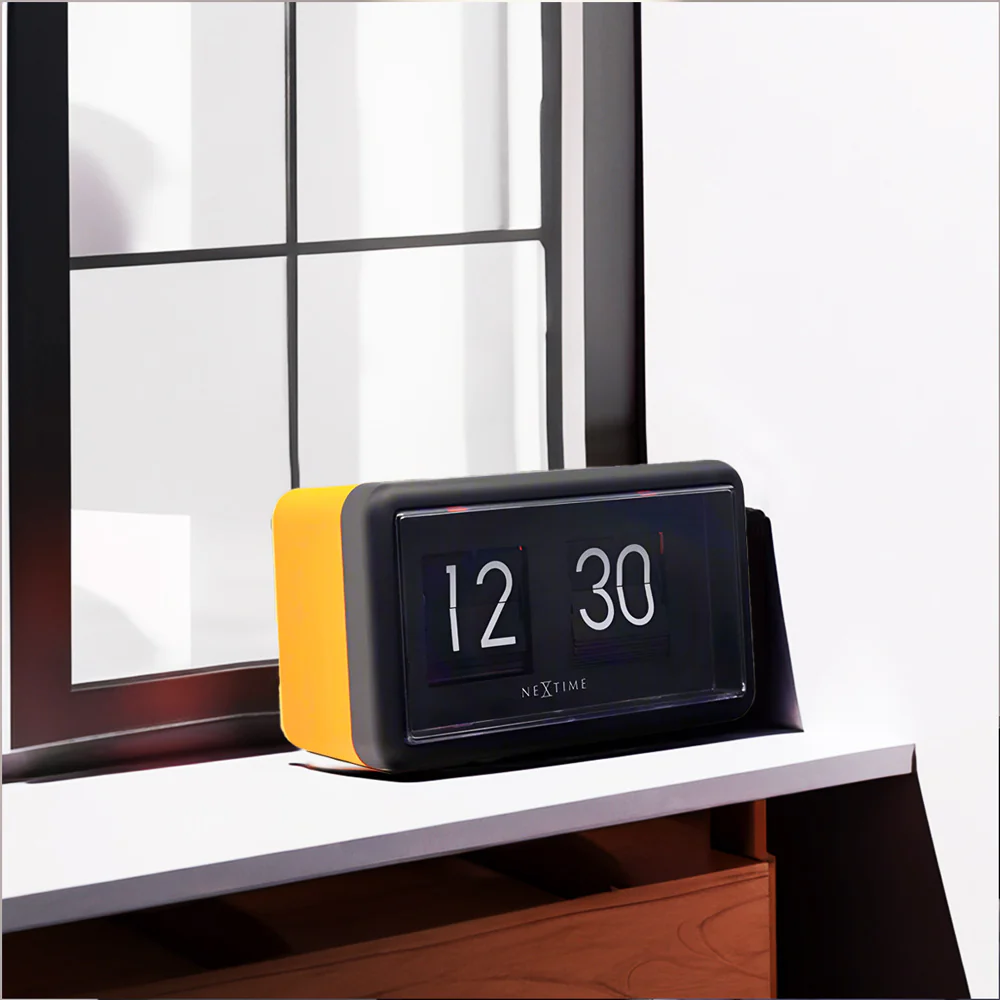 Classic Flip Clock - Orange - Image 4