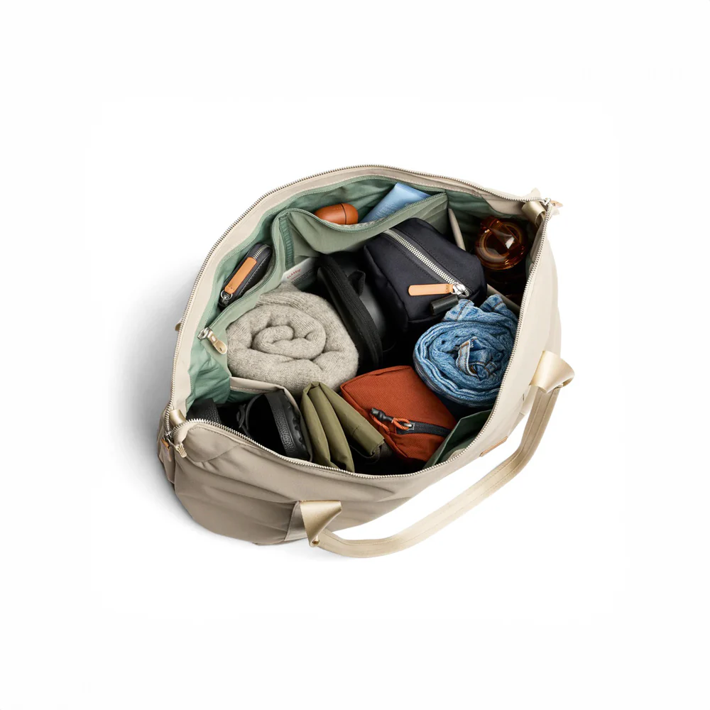 Classic Getaway Bag 28L - Tahini - Image 10