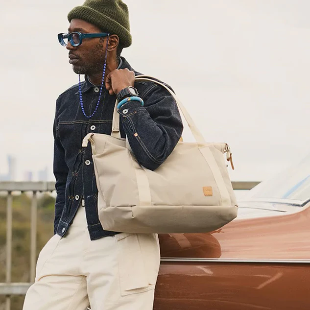 Classic Getaway Bag 28L - Tahini - Image 9