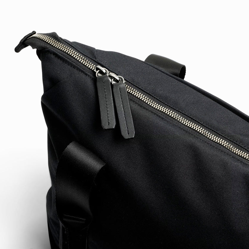 Classic Tote Bag Second Edition 16L - Black - Image 9