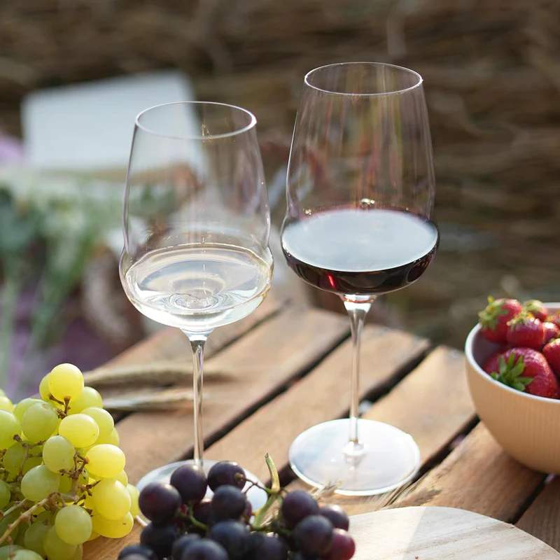Cocoon Red Wine Glasses 610ml, Set of 2 - Image 7