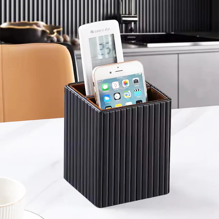 Columns Multi-purpose Holder - Black - Image 6