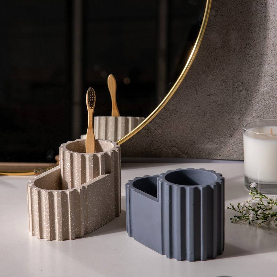 Crest Pen Holder - Speckled Taupe - Image 5