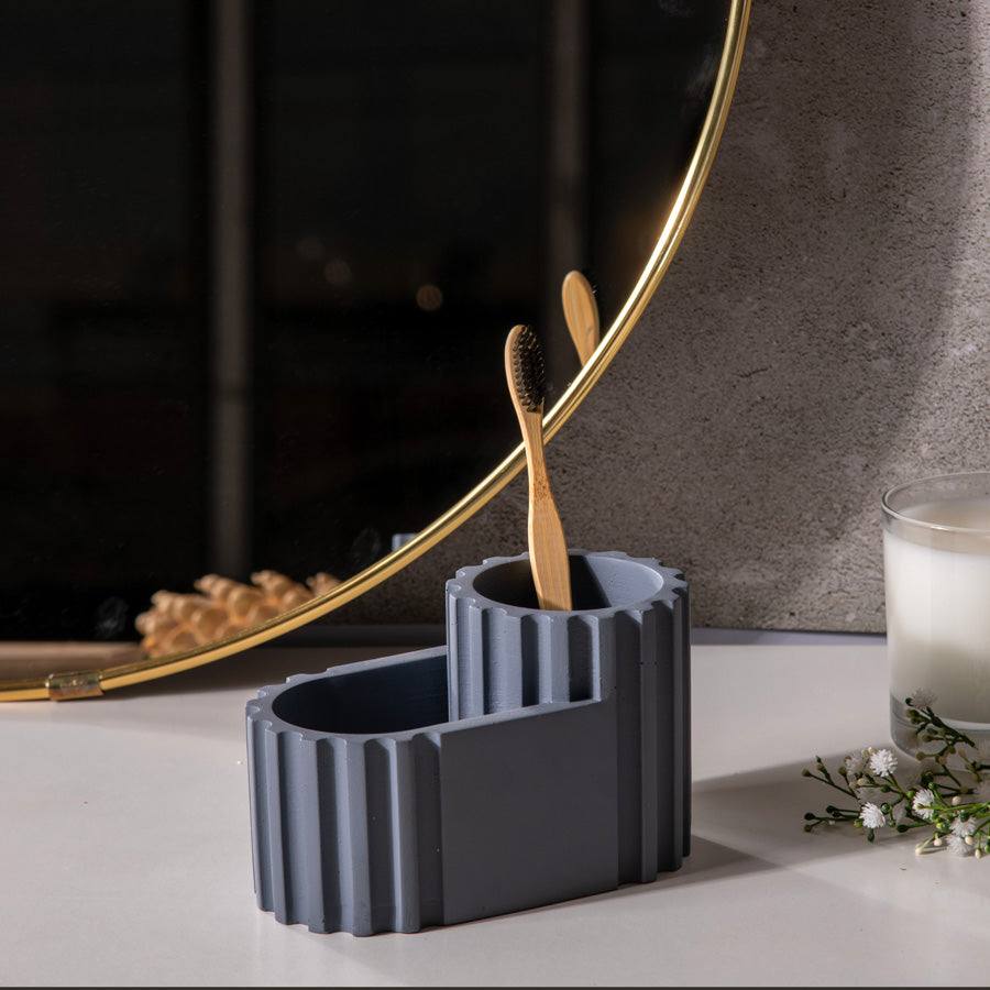 Crest Pen Holder - Steel Grey - Image 2