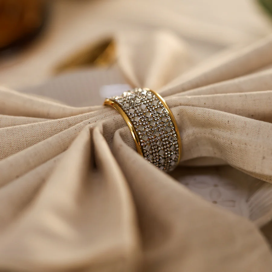 Cuff Metal Napkin Rings, Set of 6 - Gold - Image 4